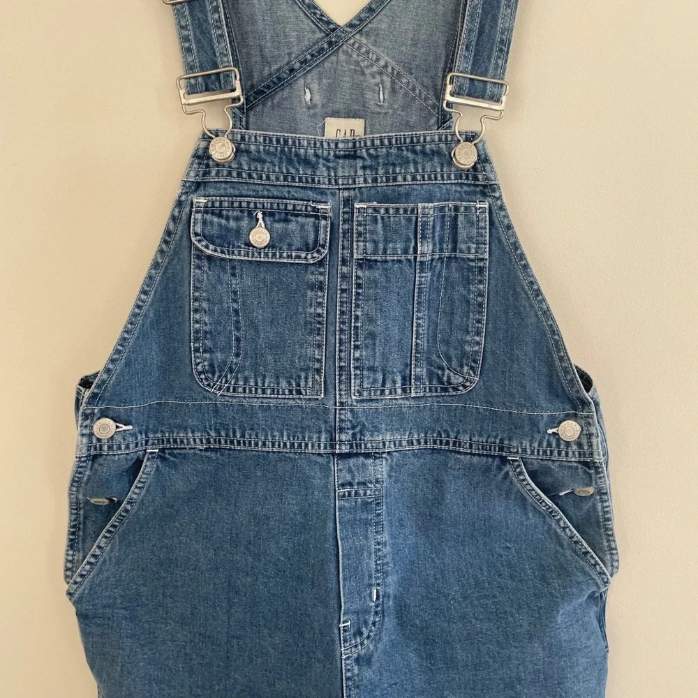Gap Blue Denim Shortalls Medium Wash 100% Cotton Carpenter Overalls‎ Size Small - Picture 2 of 8